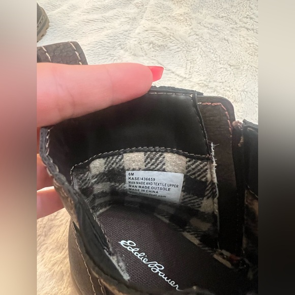 ✨ Women’s Eddie Bauer Brown Leather Ankle Boots - Kase Style - 6 - Picture 6 of 8